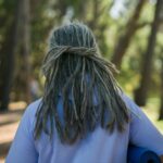 Jak się robi dredy? Wyjaśnienie krok po kroku