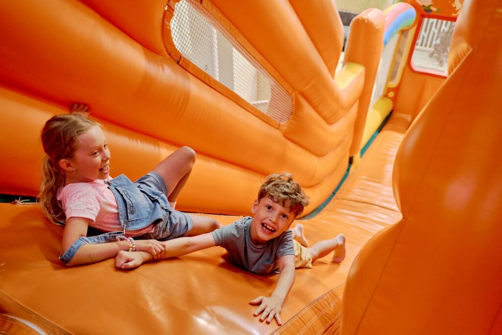 Ile kosztuje dmuchaniec? Cennik wynajmu i zakupu