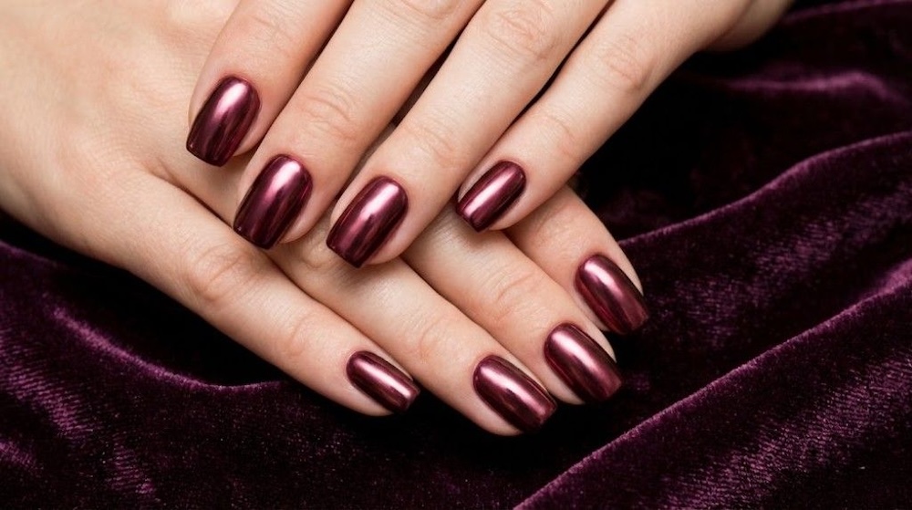 paznokcie bordo - burgundy chrome 