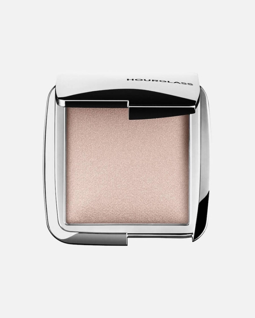 Najlepszy rozświetlacz – Hourglass